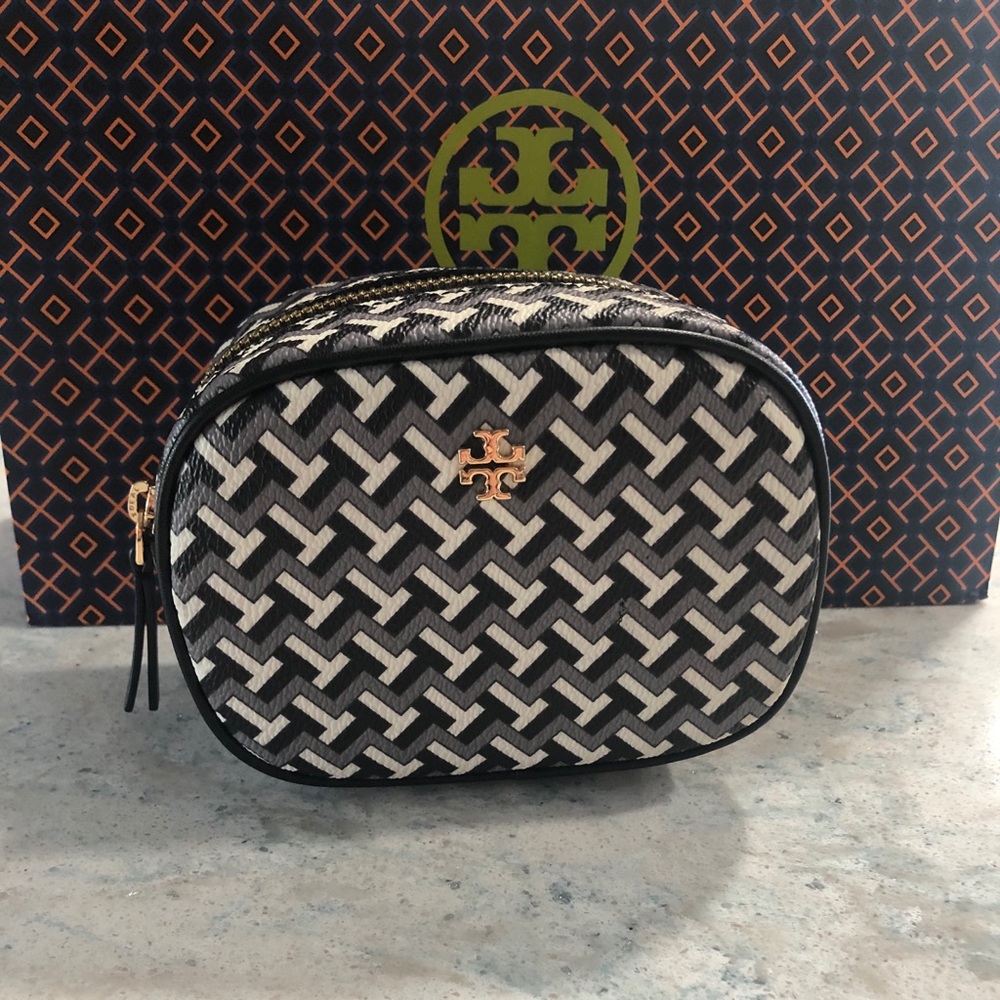 Tory Burch Tile T Cosmetic Pouch Like New B&W